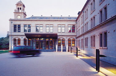 Mansion Hotel & Spa - Accommodation Kalgoorlie 1