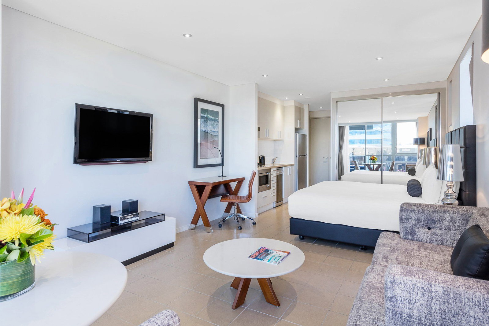 Broadbeach Waters QLD Accommodation Kalgoorlie