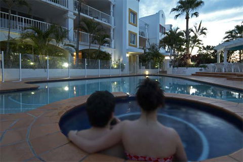 Santorini Holiday Apartments - Accommodation Kalgoorlie 0