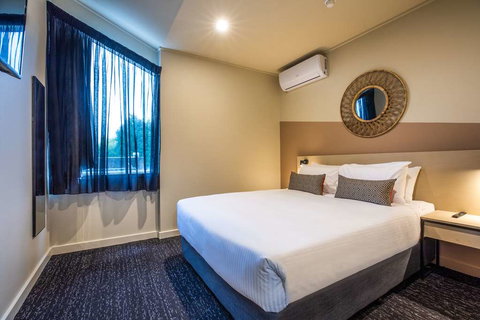 Nightcap at Manhattan Hotel - Accommodation Kalgoorlie 4