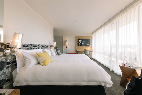 QT Canberra - Accommodation Kalgoorlie 6
