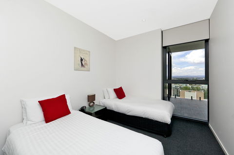 Astra Canberra Manhattan - Accommodation Kalgoorlie 9