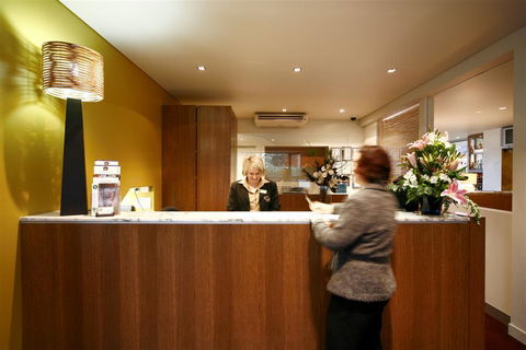 Best Western Plus The Tudor-Box Hill - Accommodation Kalgoorlie 1