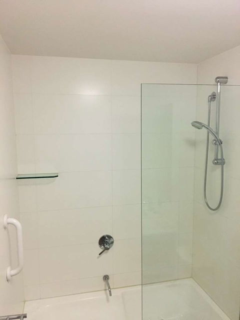 Best Western Plus The Tudor-Box Hill - Accommodation Kalgoorlie 4