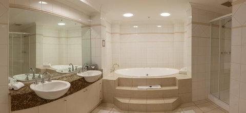 Quality Apartments Adelaide Central - Accommodation Kalgoorlie 2
