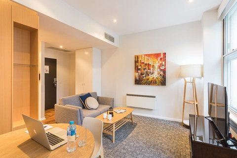 Quest on William - Accommodation Kalgoorlie 0