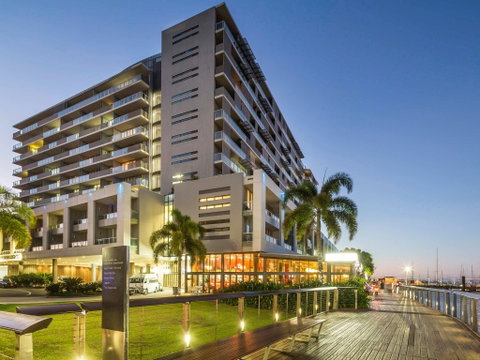 Sebel Cairns Harbour Lights - Accommodation Kalgoorlie 1