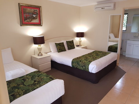 The Palms Motel, Chinchilla - Accommodation Kalgoorlie 1