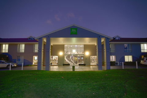 Ibis Styles Canberra - Accommodation Kalgoorlie 5