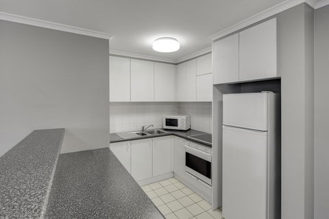 Adina Serviced Apartments Canberra James Court - Accommodation Kalgoorlie 1