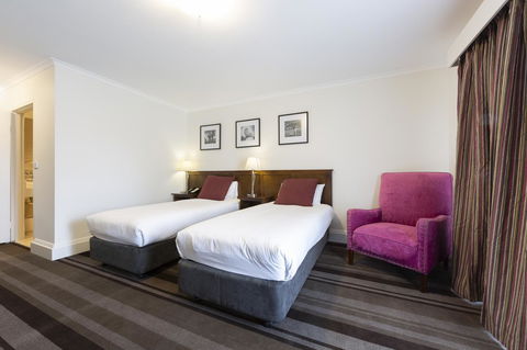 Mercure Canberra - Accommodation Kalgoorlie 8