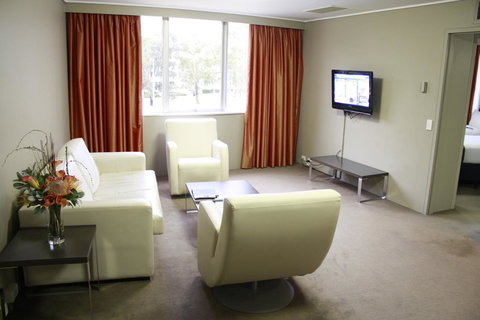 Pavilion On Northbourne - Accommodation Kalgoorlie 5