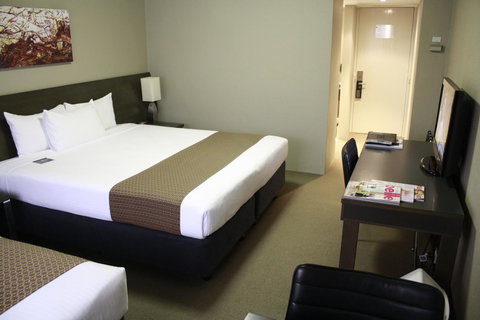 Pavilion On Northbourne - Accommodation Kalgoorlie 36