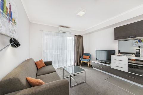 Abode Tuggeranong - Accommodation Kalgoorlie 5