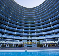 Accommodate Canberra - Manhattan on the Park - Accommodation Kalgoorlie