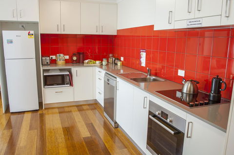 One Of A Kind Apartments - Accommodation Kalgoorlie 11