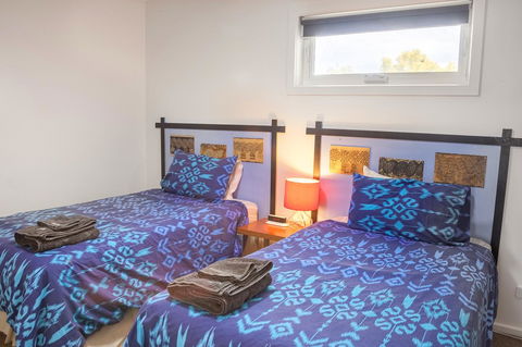 One Of A Kind Apartments - Accommodation Kalgoorlie 19