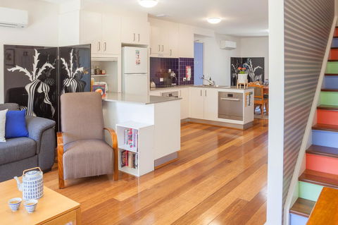 One Of A Kind Apartments - Accommodation Kalgoorlie 25
