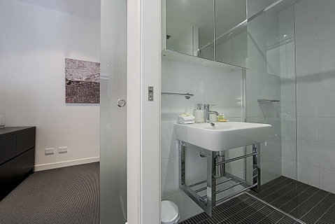 Mode 220 Braddon ACT - Accommodation Kalgoorlie 7