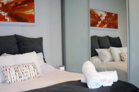Modern Executive Apt@Barton*1BR*WiFi*Gym*Secure Parking*Canberra - Accommodation Kalgoorlie 1