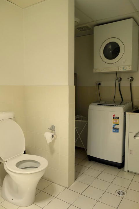 Kingston Comfy Apartment - Accommodation Kalgoorlie 9