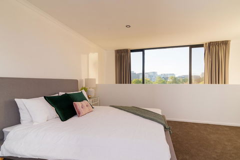 ALLARA CANBERRA - Accommodation Kalgoorlie 9