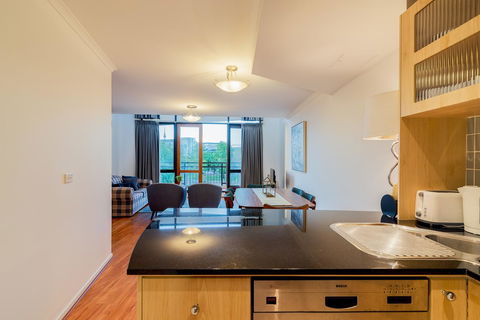 ALLARA CANBERRA - Accommodation Kalgoorlie 2