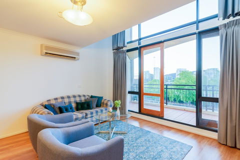 ALLARA CANBERRA - Accommodation Kalgoorlie 0