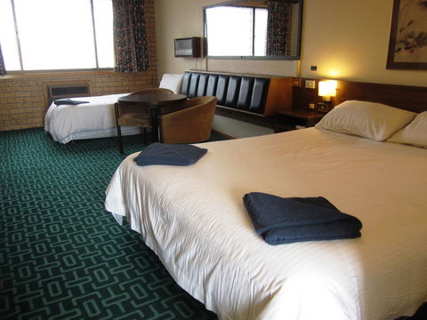 Canberra Lyneham Motor Inn - Accommodation Kalgoorlie 7