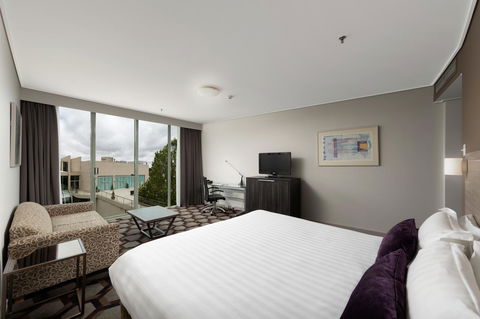 Rydges Canberra - Accommodation Kalgoorlie 2