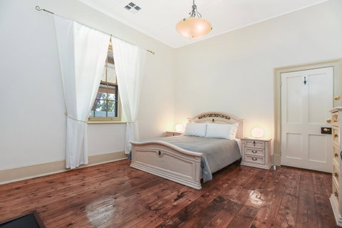Wellington Courthouse - Accommodation Kalgoorlie 4