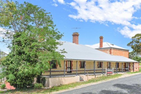 Wellington Courthouse - Accommodation Kalgoorlie 0