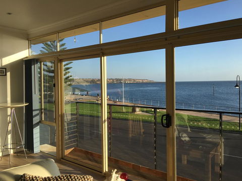 Crystal Blue Apartment - Accommodation Kalgoorlie 1