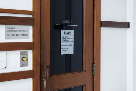 Port Adelaide Executive Waterfront Apartment - Accommodation Kalgoorlie 30