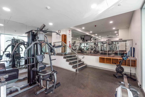 Port Adelaide Executive Waterfront Apartment - Accommodation Kalgoorlie 27