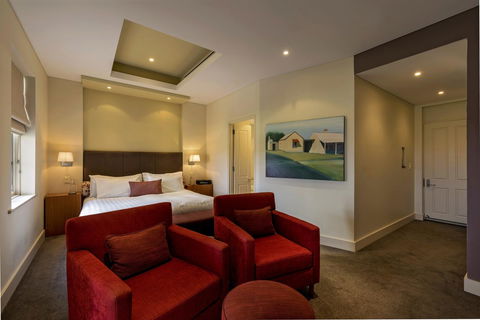 The Louise - Accommodation Kalgoorlie 36