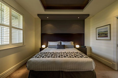 The Louise - Accommodation Kalgoorlie 11