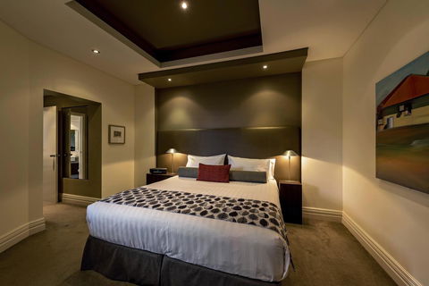 The Louise - Accommodation Kalgoorlie 12