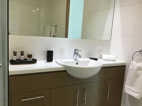 Wallaroo Marina Waterfront Luxe Apartment - Accommodation Kalgoorlie 18