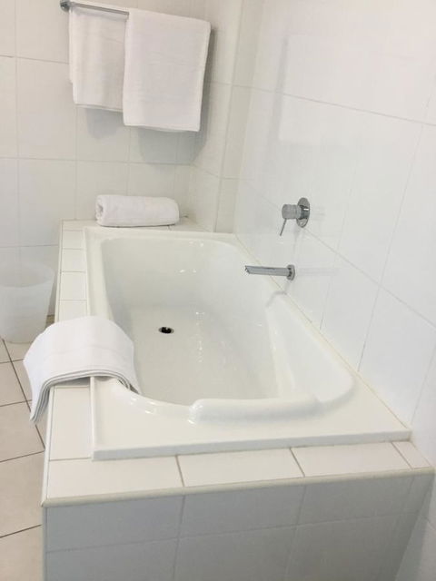 Wallaroo Marina Waterfront Luxe Apartment - Accommodation Kalgoorlie 20