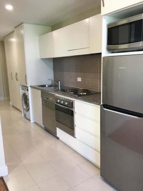 Beachside Luxury Apartments One & Two Bedroom In Beachfront Oaks Pier Building - Accommodation Kalgoorlie 21