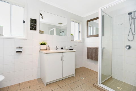 Ainslie Roberts Drive Retreat - Accommodation Kalgoorlie 5