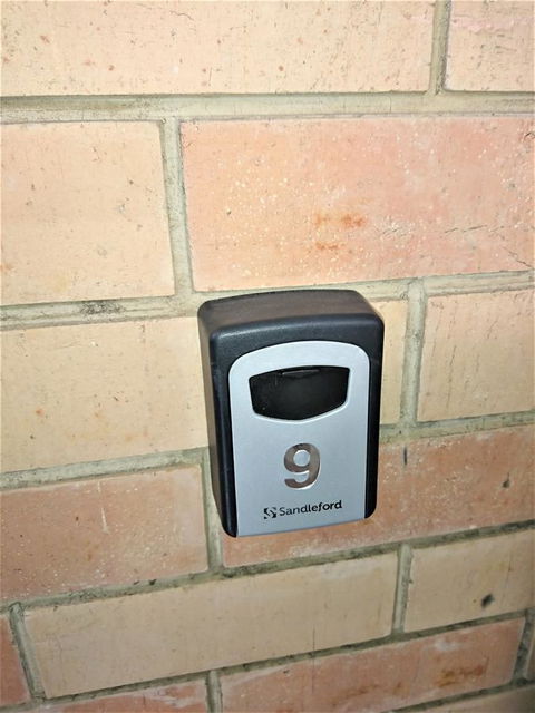Hi 5 Glenelg Studio Apartment - Accommodation Kalgoorlie 13