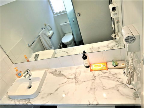 Hi 5 Glenelg Studio Apartment - Accommodation Kalgoorlie 5