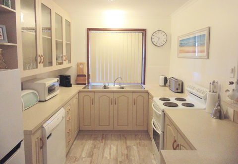 Baronet B & B - Accommodation Kalgoorlie 8