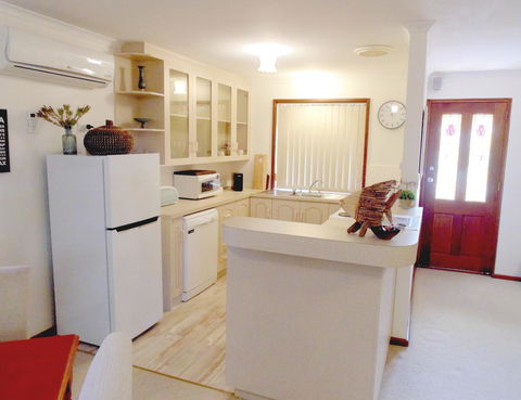 Baronet B & B - Accommodation Kalgoorlie 9