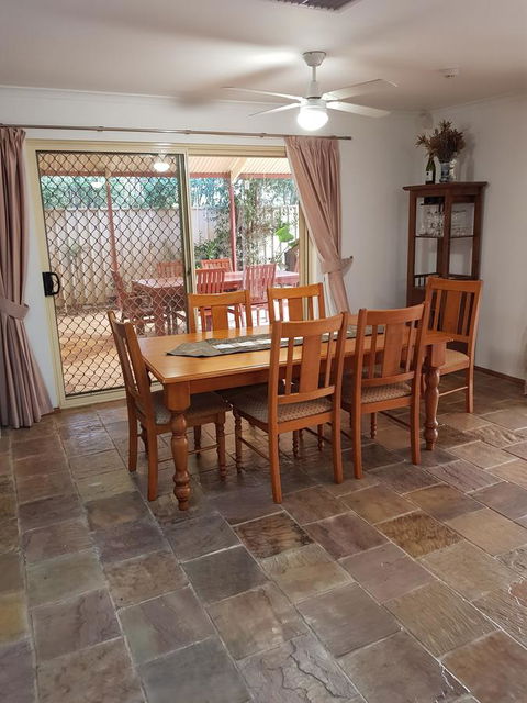 Frog Song At Willunga - Accommodation Kalgoorlie 9