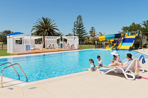 The Retreat West Beach Parks - Accommodation Kalgoorlie 0