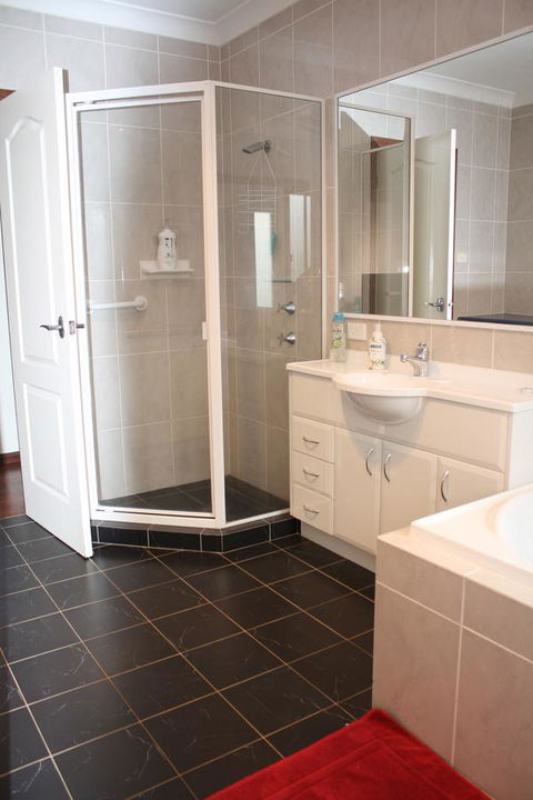 Serenity On Narrabeen Beach - 1Bdr Beachside Retreat - Accommodation Kalgoorlie 5