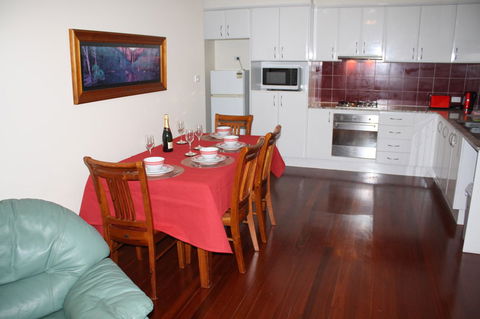 Serenity On Narrabeen Beach - 1Bdr Beachside Retreat - Accommodation Kalgoorlie 8